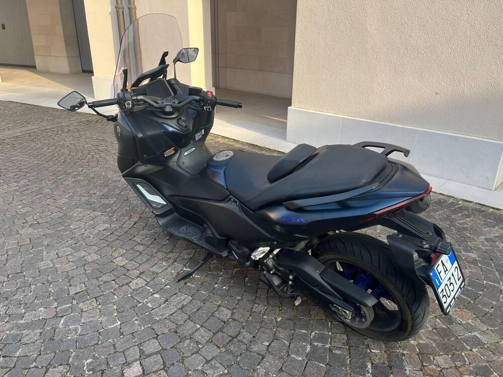 Yamaha T-Max 560 (2022 - 24) (4)