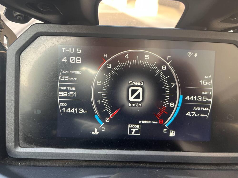 Yamaha T-Max 560 (2022 - 24) (7)