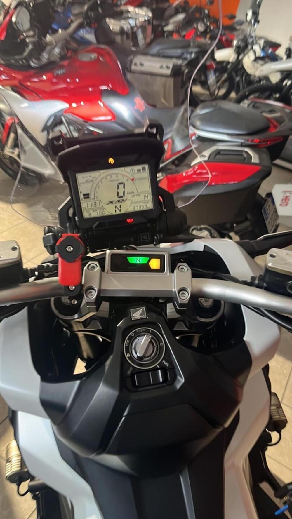 Honda X-ADV 750 (2018 - 20) (2)