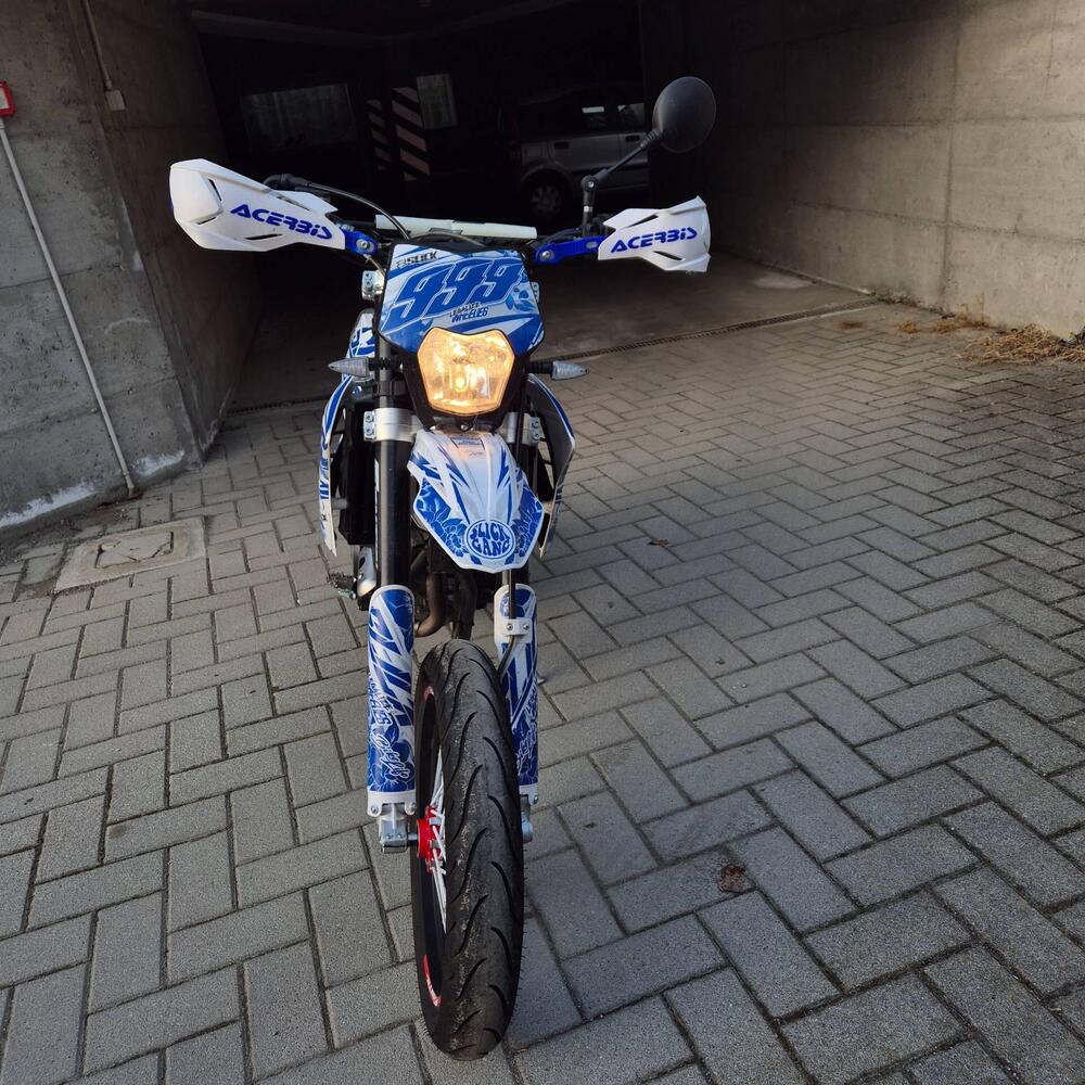 Fantic Motor XMF 125 Motard Performance 4T (2023 - 24) (4)