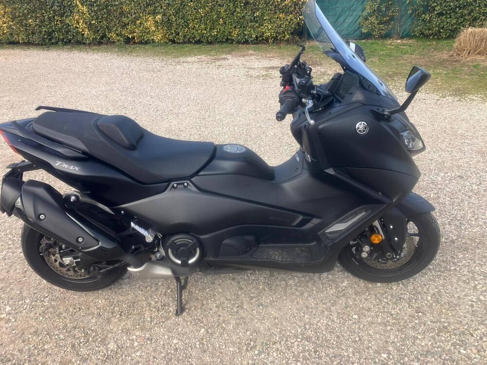 Yamaha T-Max 560 (2022 - 24) (2)