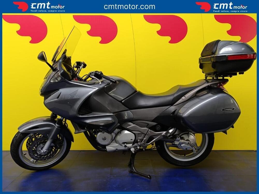 Honda Deauville 700  (3)