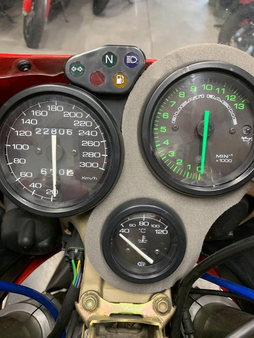 Ducati 916 Biposto (1994 - 98) (4)