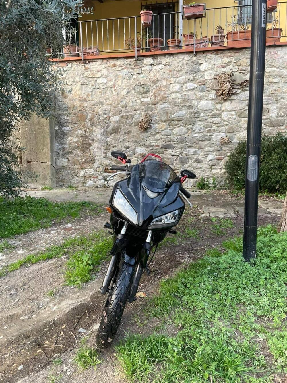 Honda CBR 125 R (2007 - 17) (5)