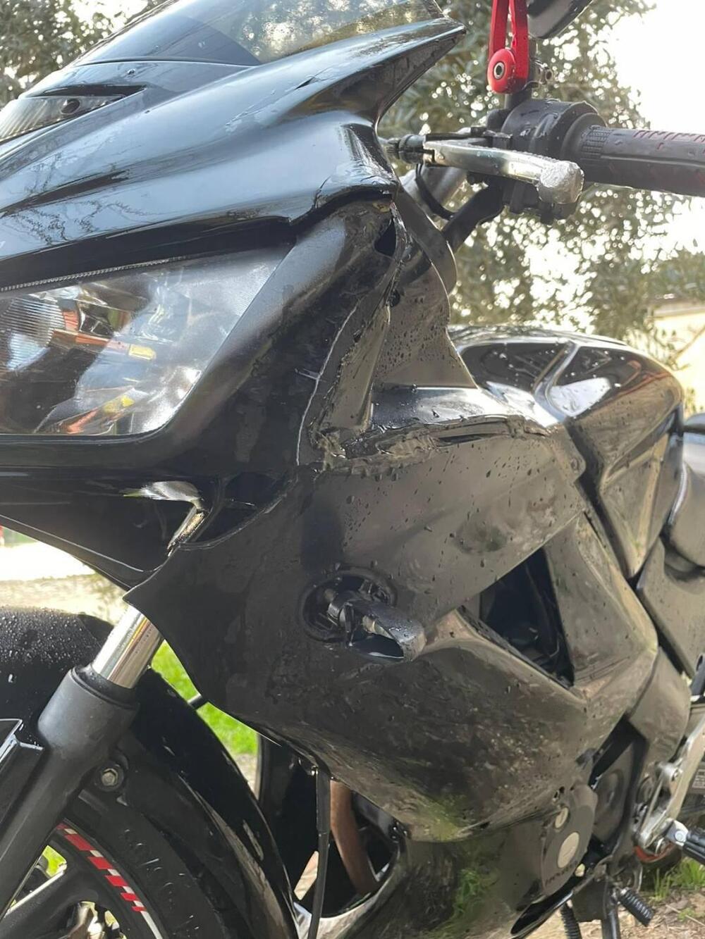 Honda CBR 125 R (2007 - 17) (6)