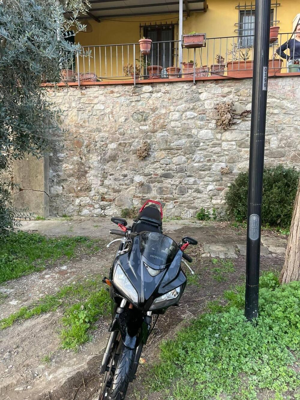 Honda CBR 125 R (2007 - 17) (7)