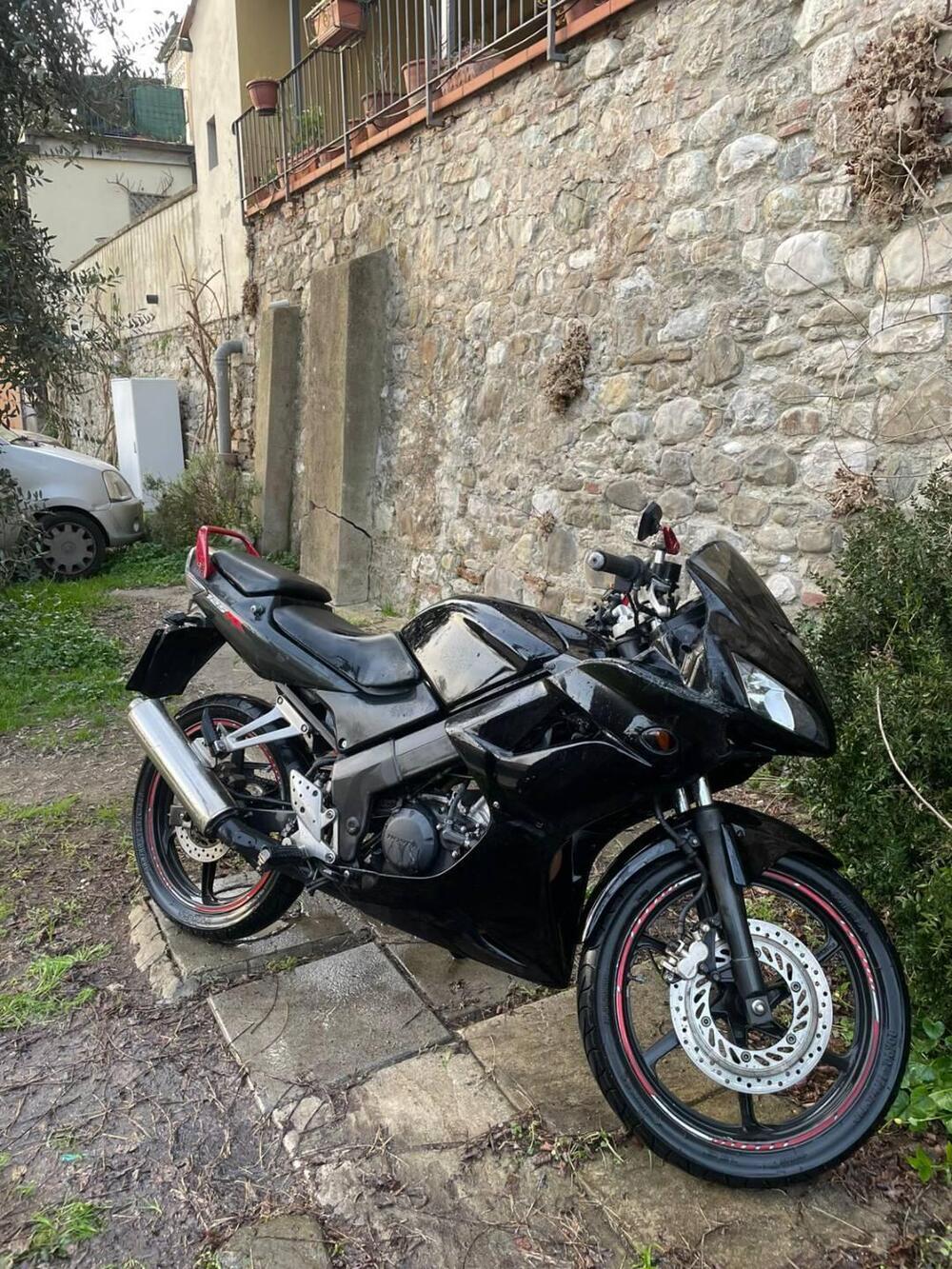 Honda CBR 125 R (2007 - 17) (10)