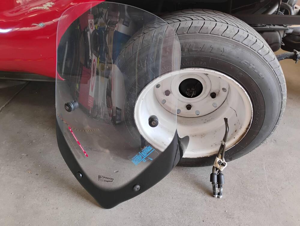 Piaggio Mp3 300 ie Yourban ERL (2011 - 17) (6)