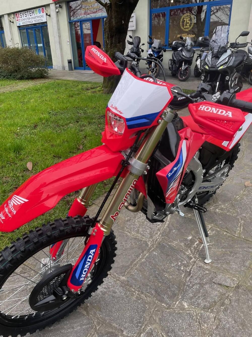 Honda CRF 250RX Enduro (2026) (3)