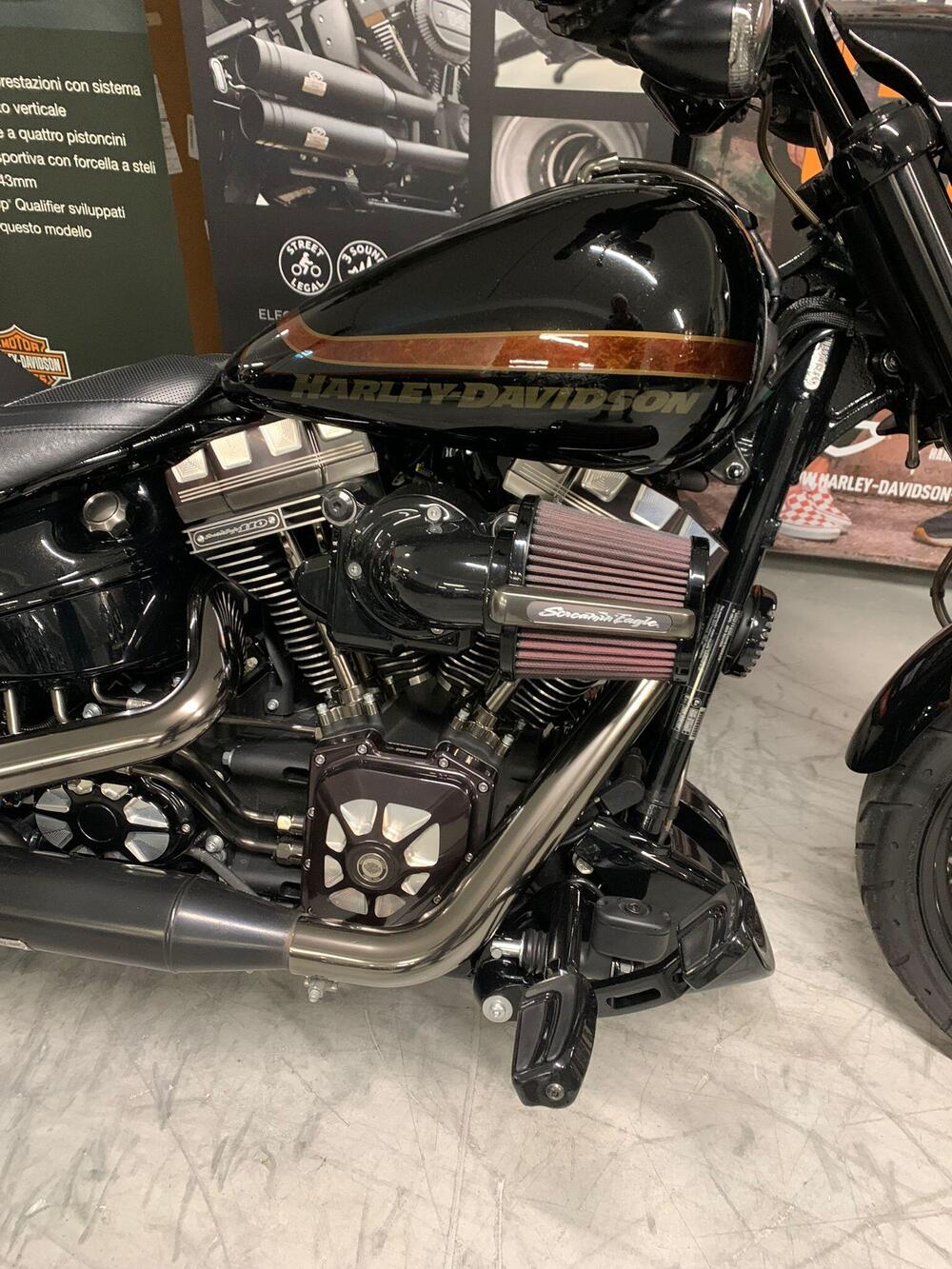 Harley-Davidson 1800 Breakout Pro Street (2016 - 17) - FXSBSE (4)