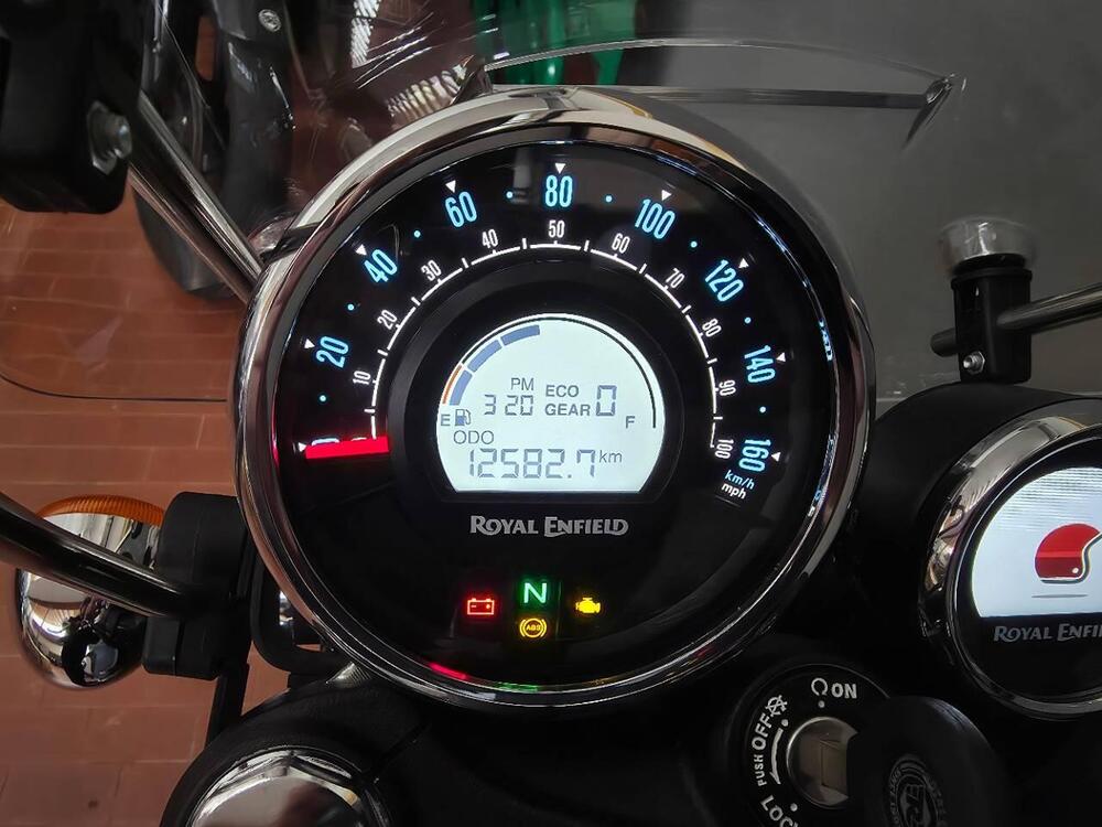 Royal Enfield Meteor 350 Aurora (2024 - 26) (4)