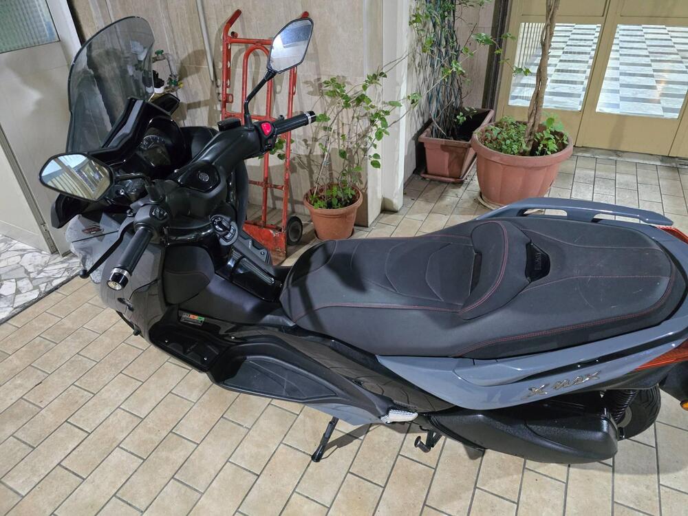 Yamaha X-Max 300 Tech Max (2021 - 24) (5)
