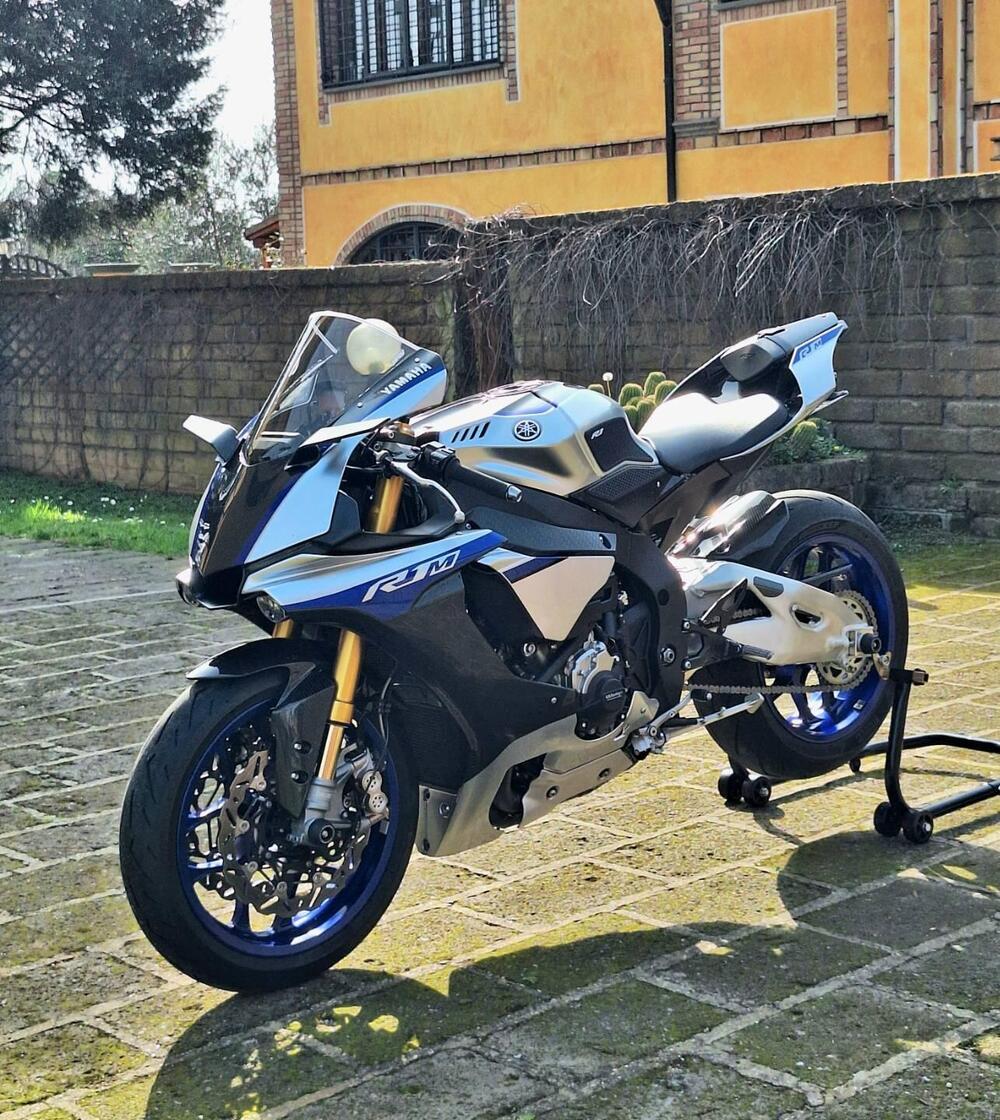 Yamaha YZF R1 M (2015 - 16) (4)