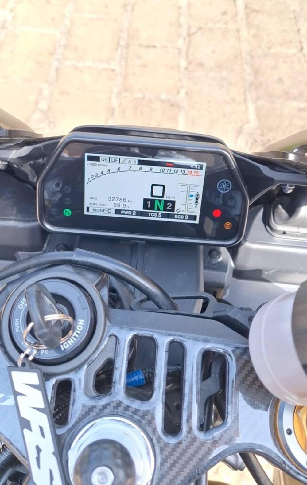 Yamaha YZF R1 M (2015 - 16) (6)