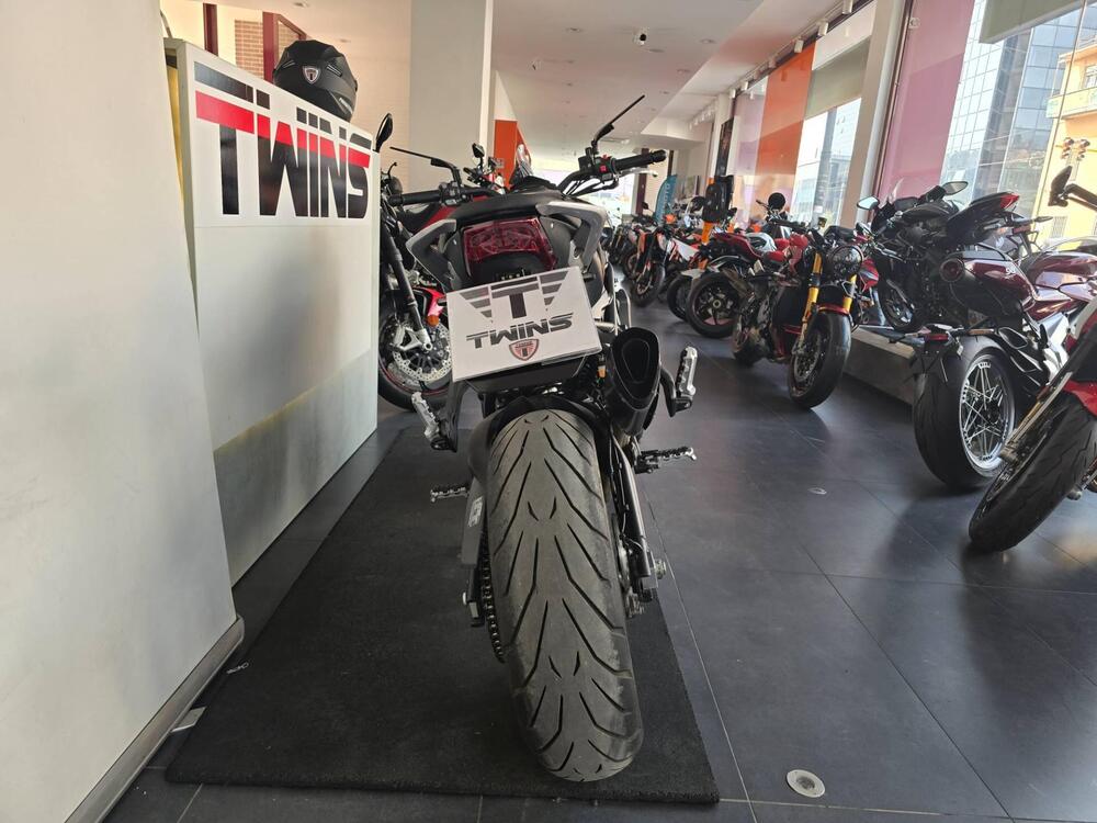 Benelli 752 S (2022 - 25) (7)