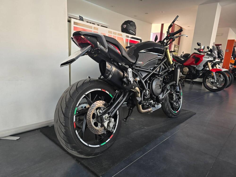 Benelli 752 S (2022 - 25) (8)