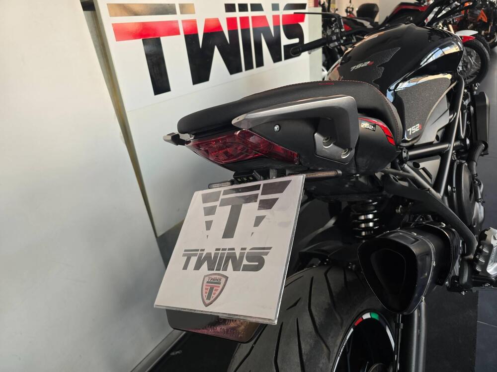 Benelli 752 S (2022 - 25) (9)