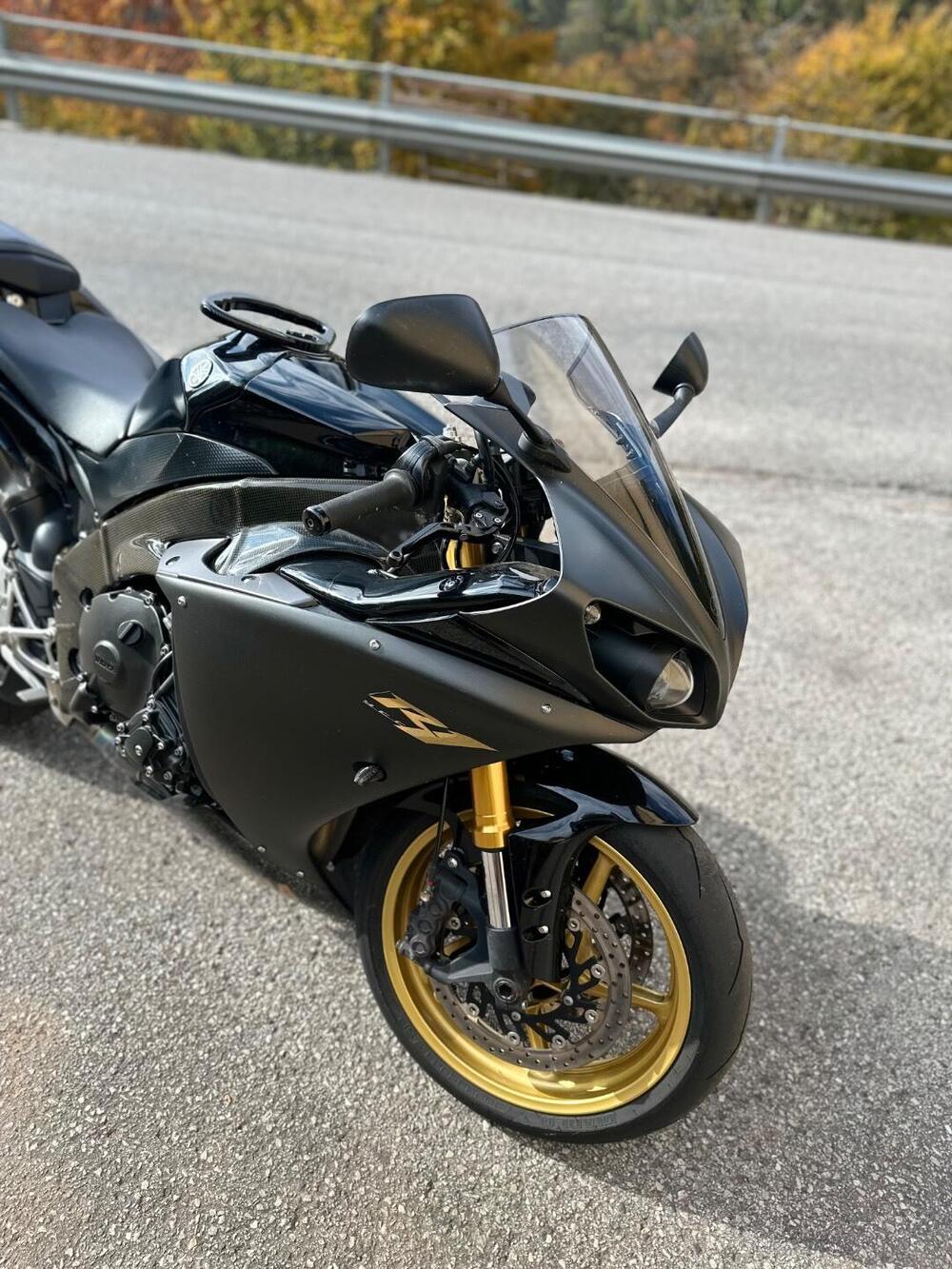 Yamaha YZF R1 (2009 - 11) (5)