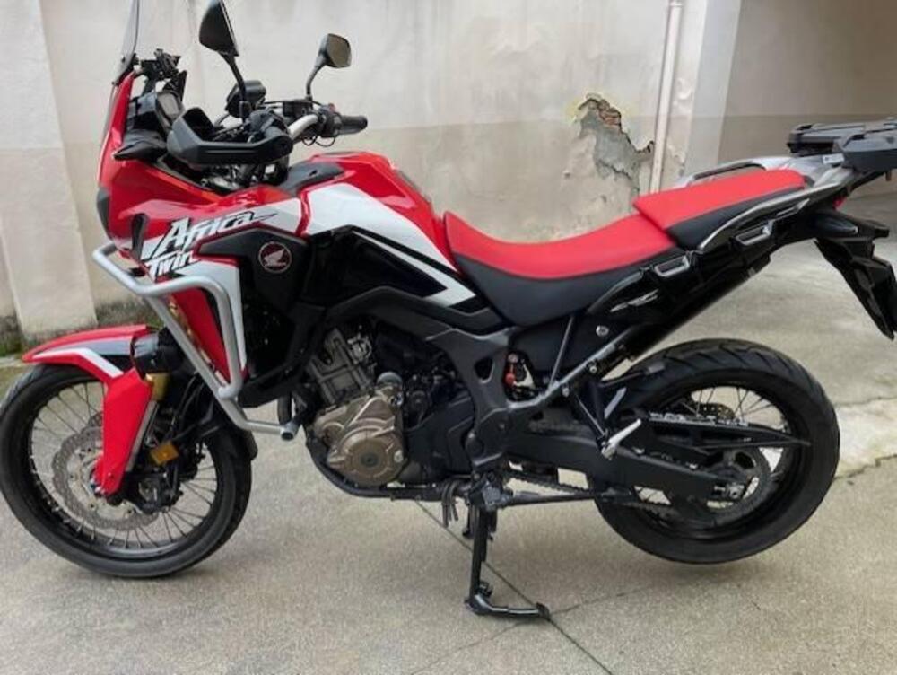Honda Africa Twin CRF 1000L DCT ABS Travel Edition (2016 - 17) (2)