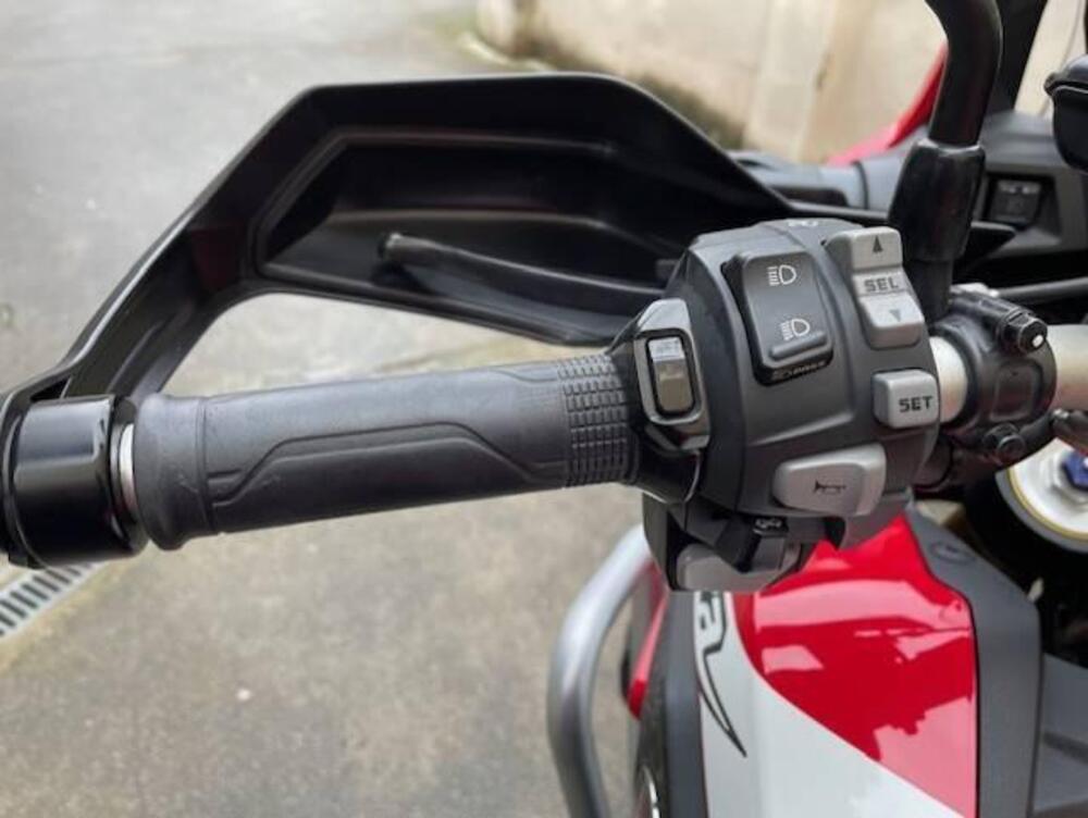 Honda Africa Twin CRF 1000L DCT ABS Travel Edition (2016 - 17) (6)