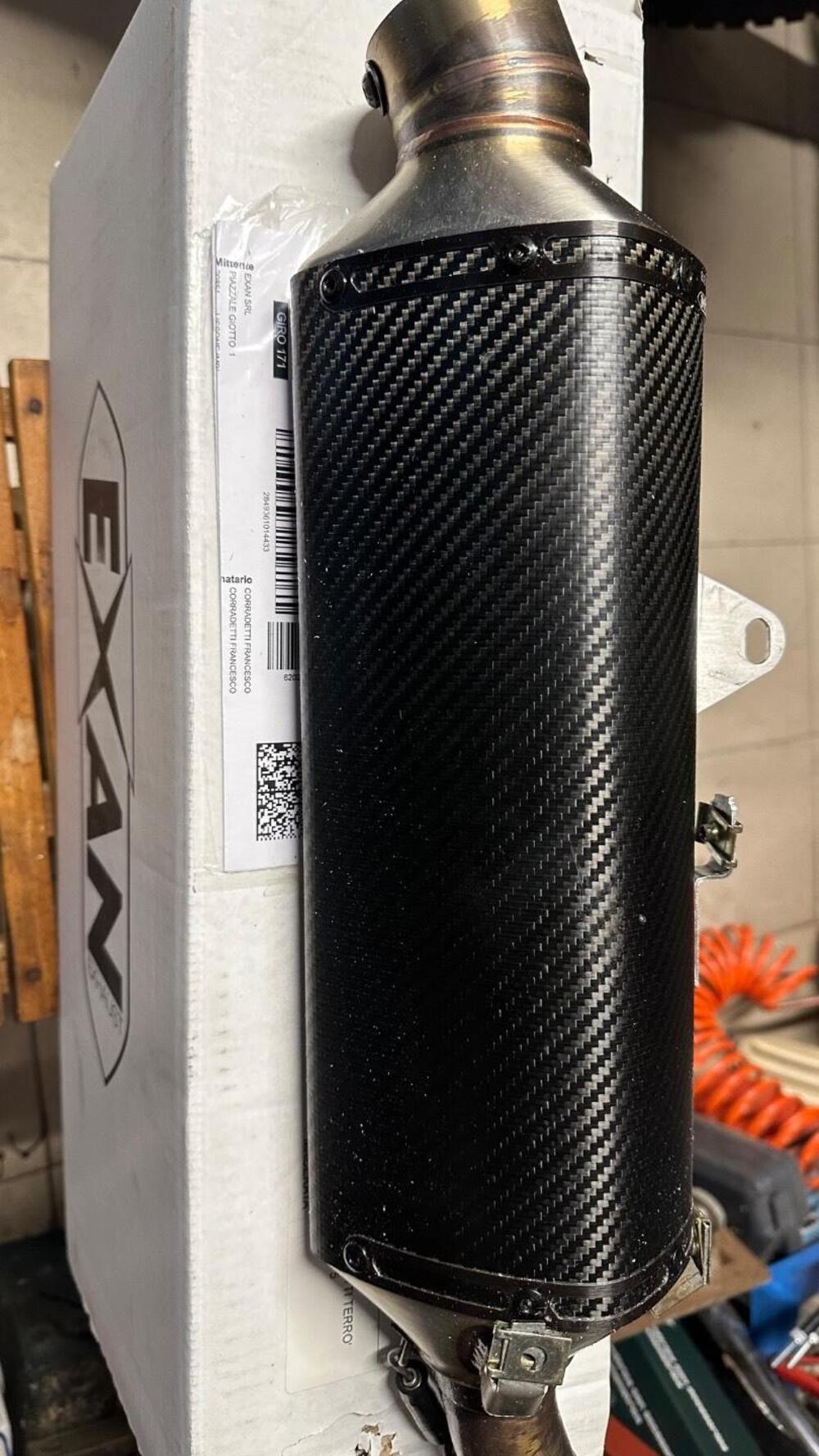 Scarico carbonio Exan