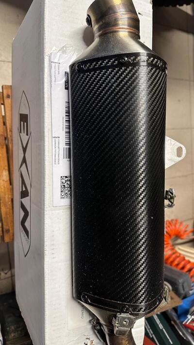 Scarico carbonio Exan