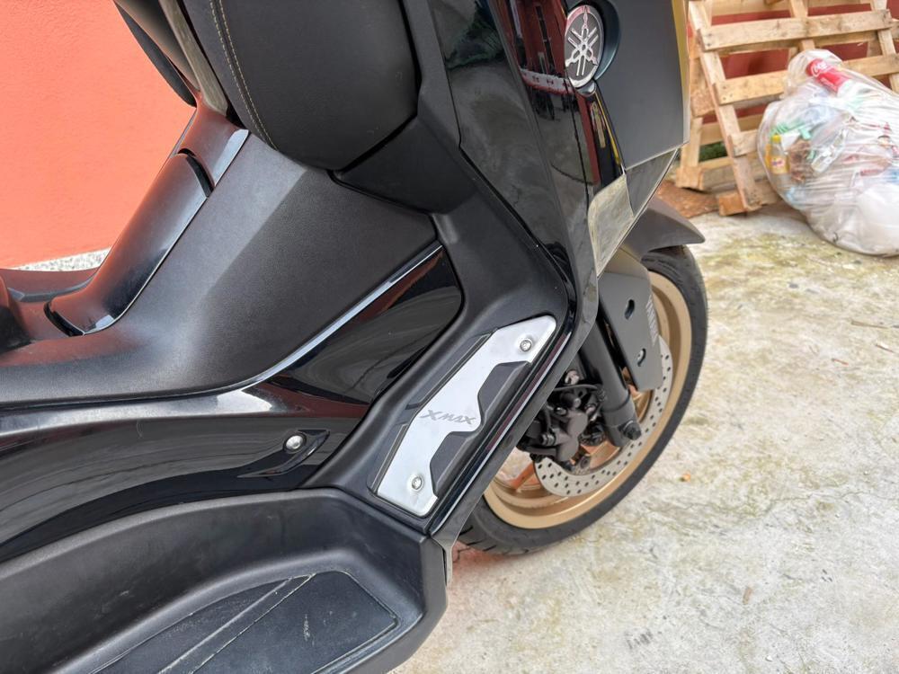 Yamaha X-Max 300 Tech Max (2021 - 24) (4)