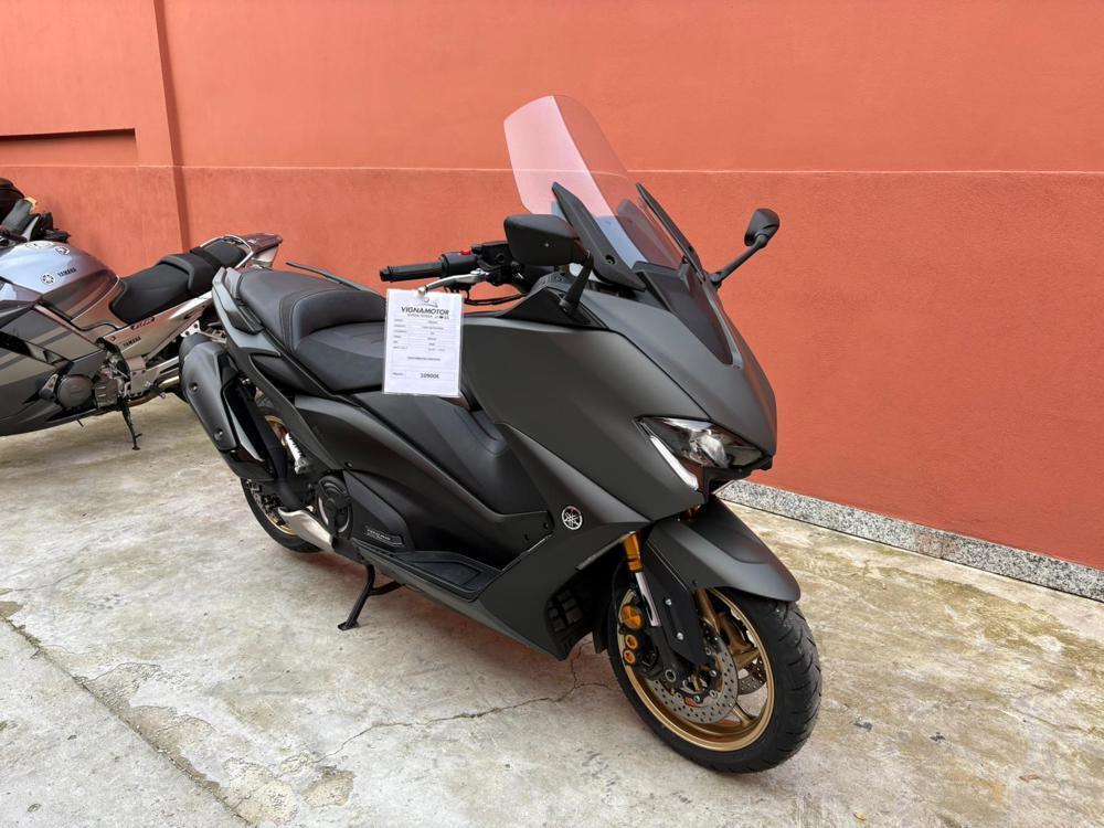 Yamaha T-Max 560 Tech Max (2020) (2)