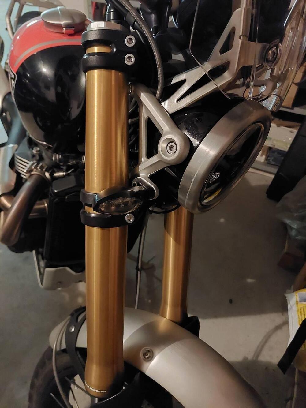 Triumph Scrambler 1200 XE (2024 - 25) (4)