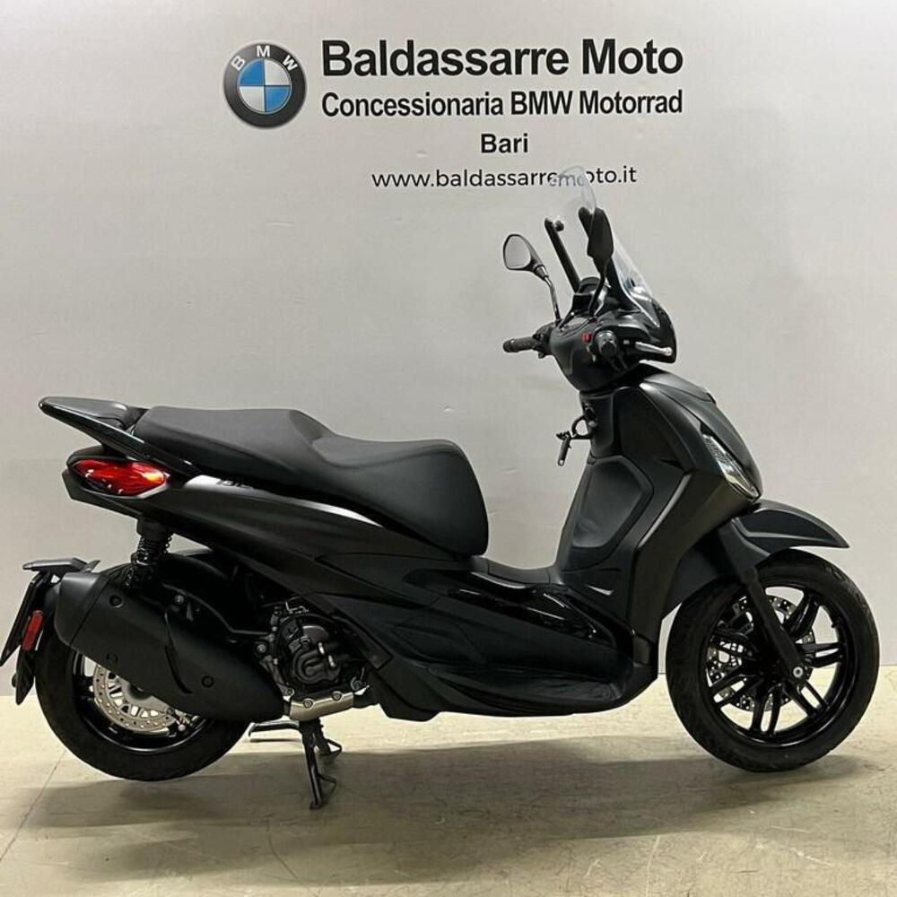 Piaggio Beverly 300 S ABS-ASR (2021 - 25) (4)