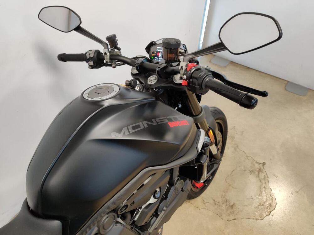 Ducati Monster 937 + (2021 - 25) (8)