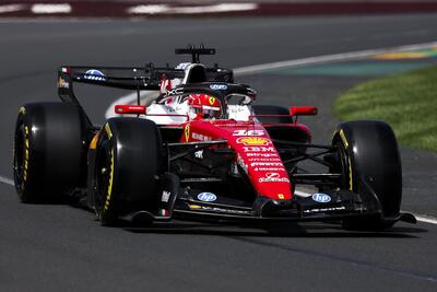 F1, Ferrari accende il 2026: Leclerc vola nelle FP1 d&rsquo;Australia davanti a Hamilton, Mercedes in difficolt&agrave;