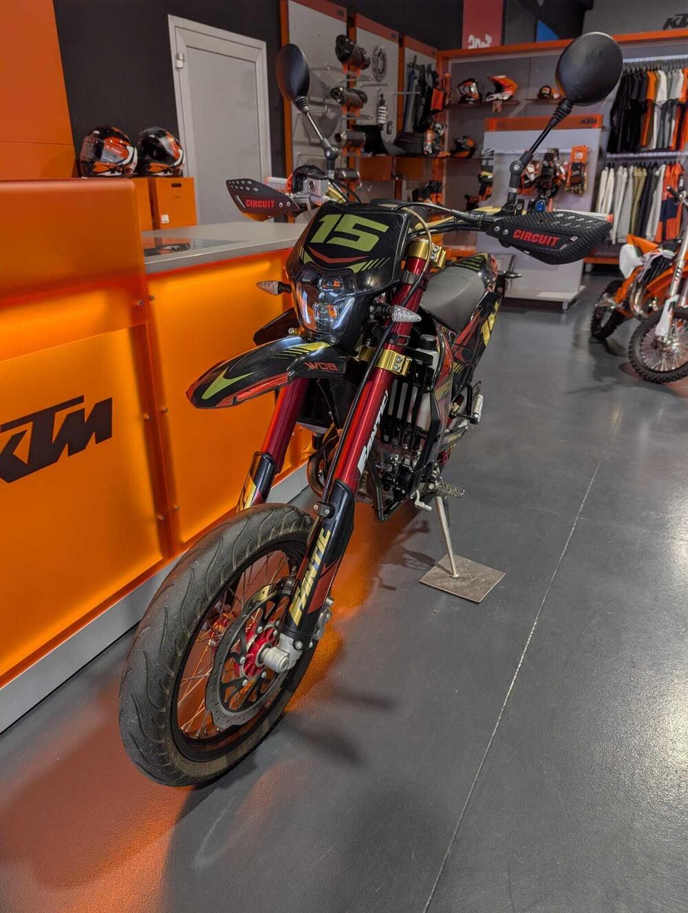 Fantic Motor XMF 125 Motard Competition 4T (2023 - 24) (3)