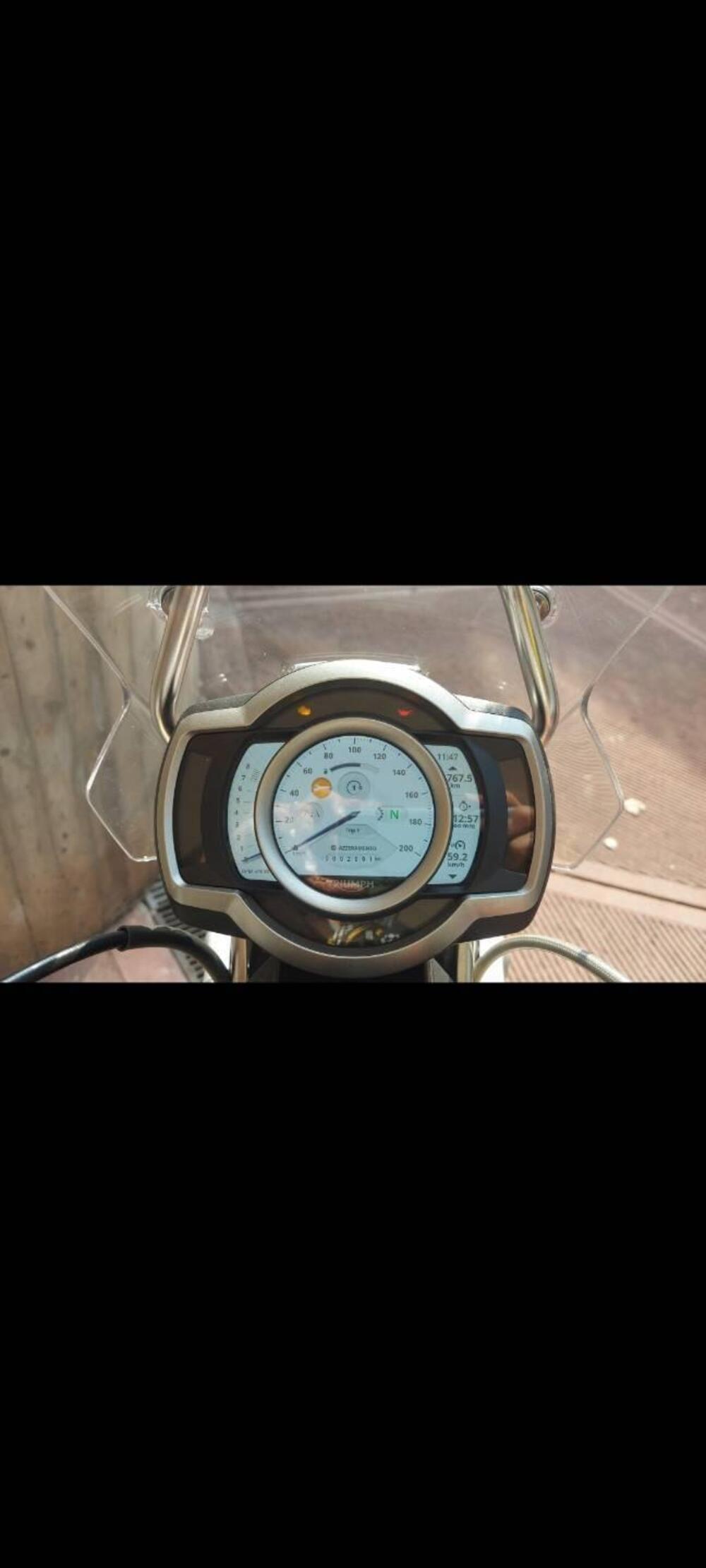 Triumph Scrambler 1200 XE (2024 - 25) (6)