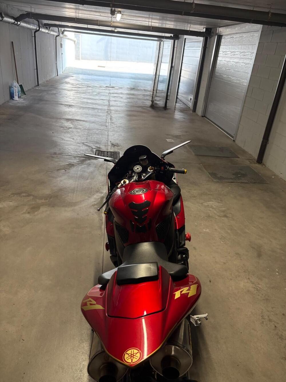 Yamaha YZF R1 (2006 - 07) (6)