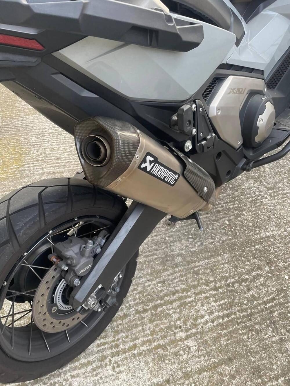 Honda X-ADV 750 DCT Travel (2021 - 24) (4)