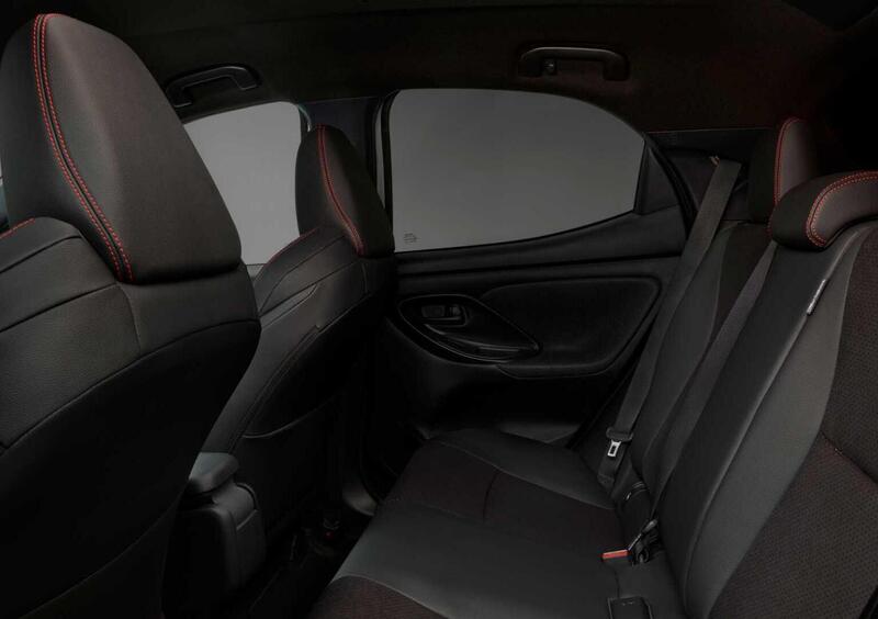 Toyota Yaris GR Sport (10)