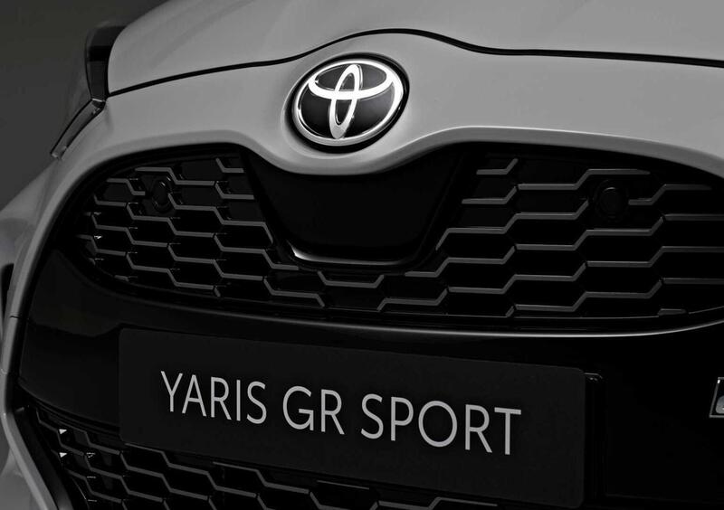 Toyota Yaris GR Sport (13)