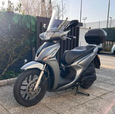 Kymco People 200i S (2021 - 26) usata