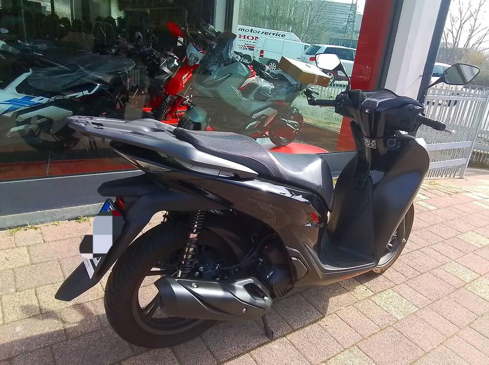 Honda SH 125i (2024 - 25) (12)