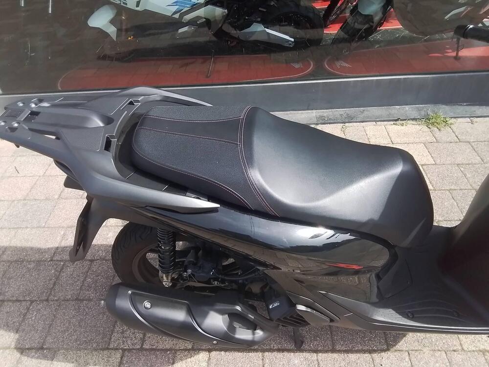 Honda SH 125i (2024 - 25) (16)