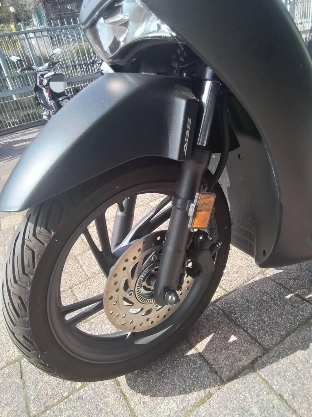 Honda SH 150i (2024 - 25) (13)