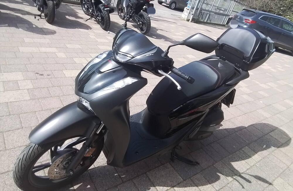 Honda SH 150i (2024 - 25) (14)