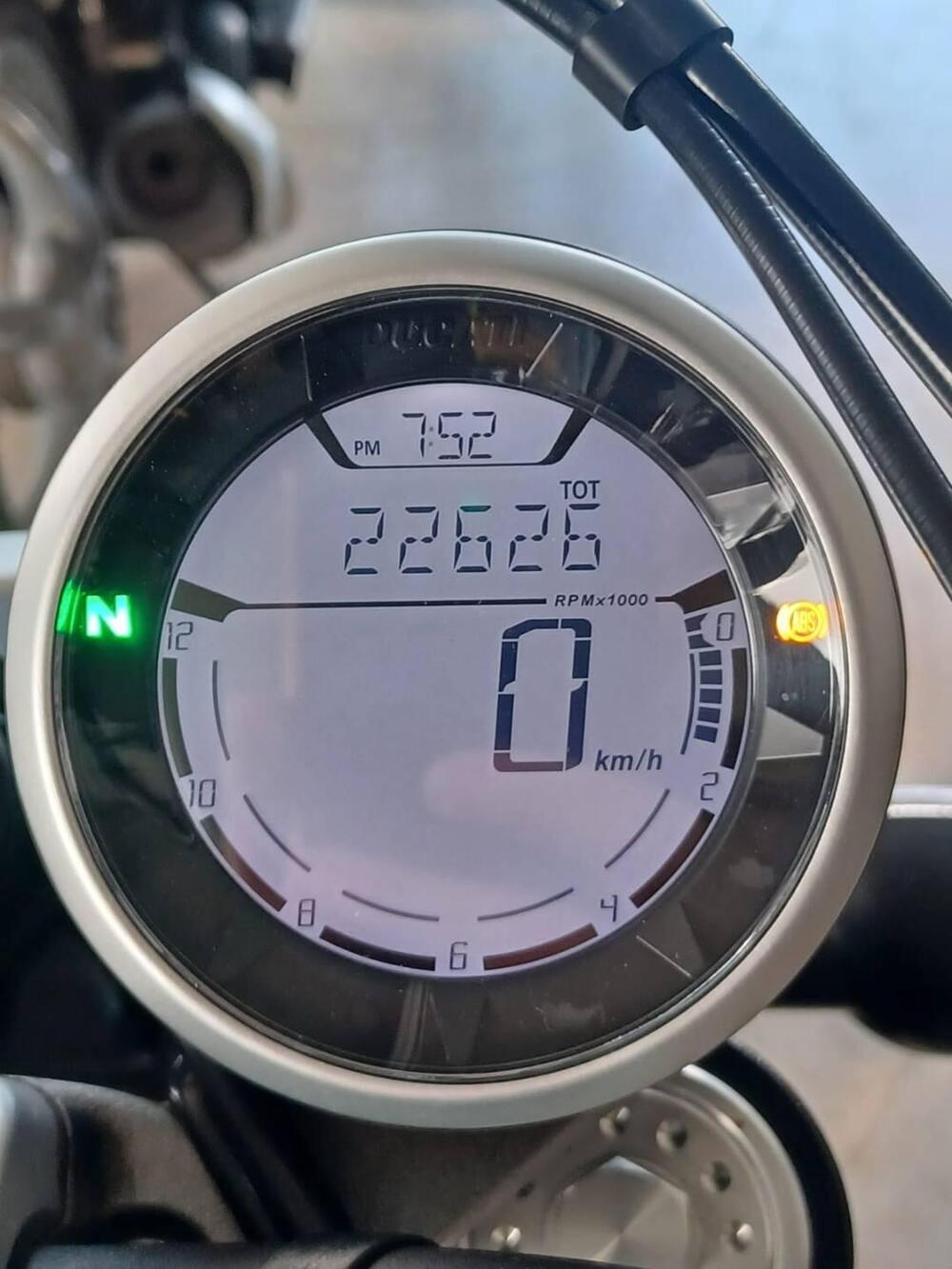 Ducati Scrambler 800 Full Throttle (2015 - 16) (10)