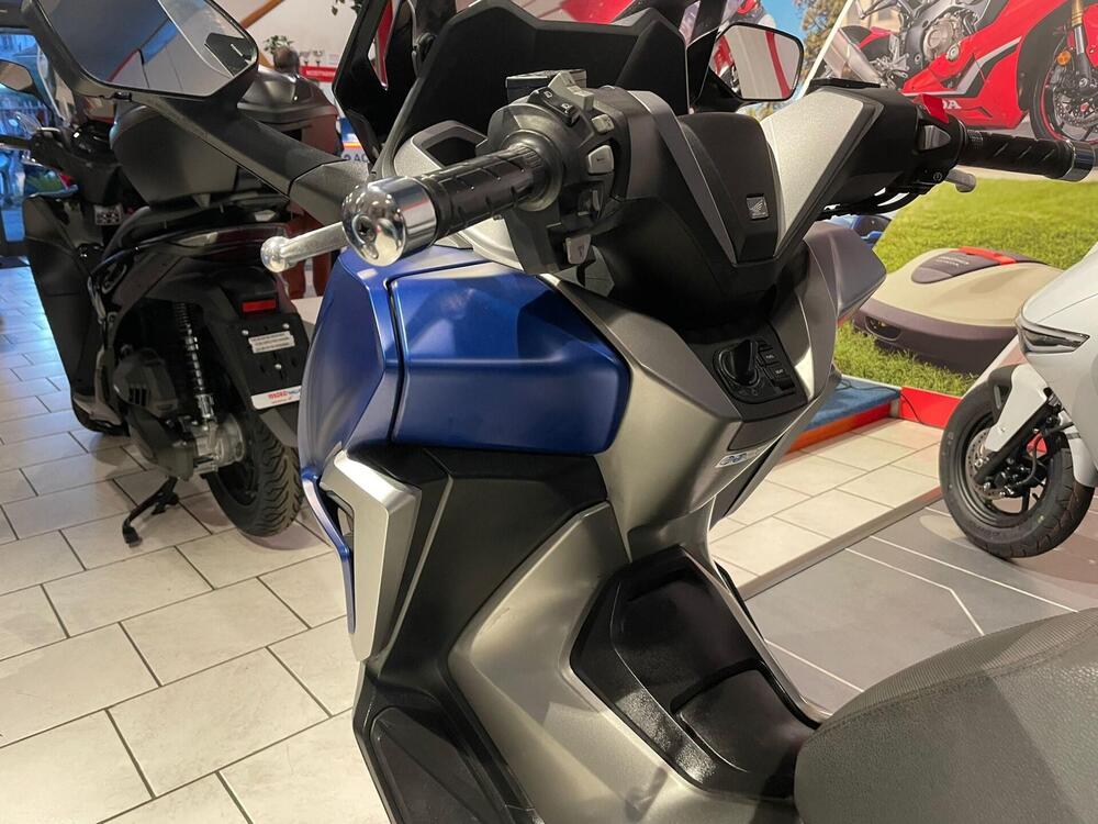 Honda Forza 350 (2022 - 24) (3)