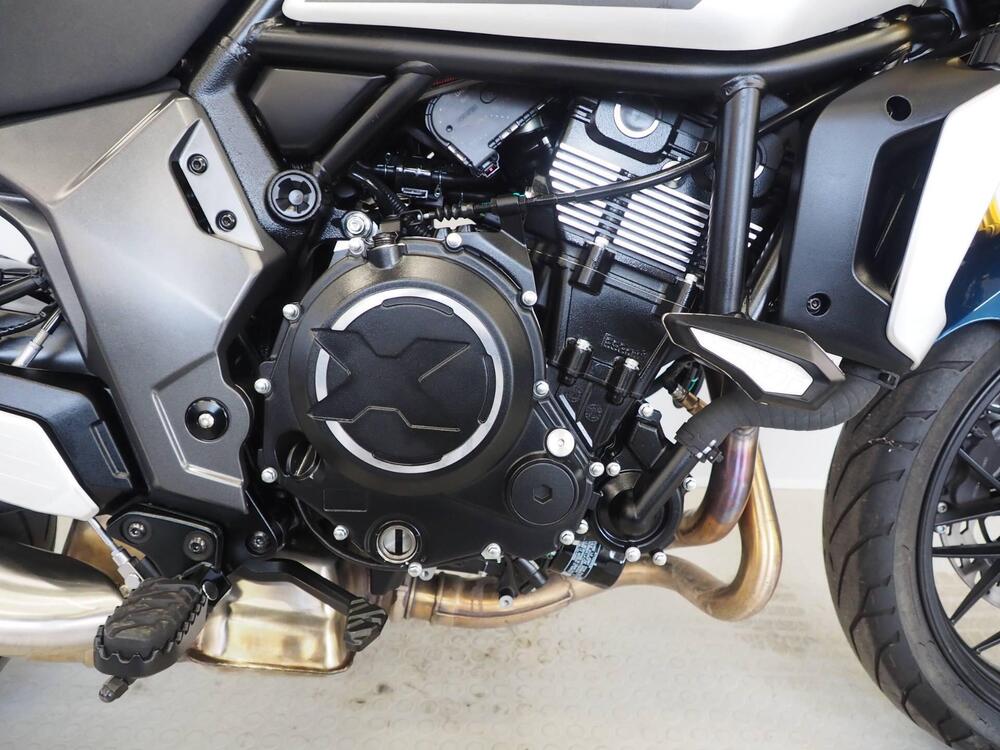 CFMOTO 700CL-X Sport (2022 - 26) (2)