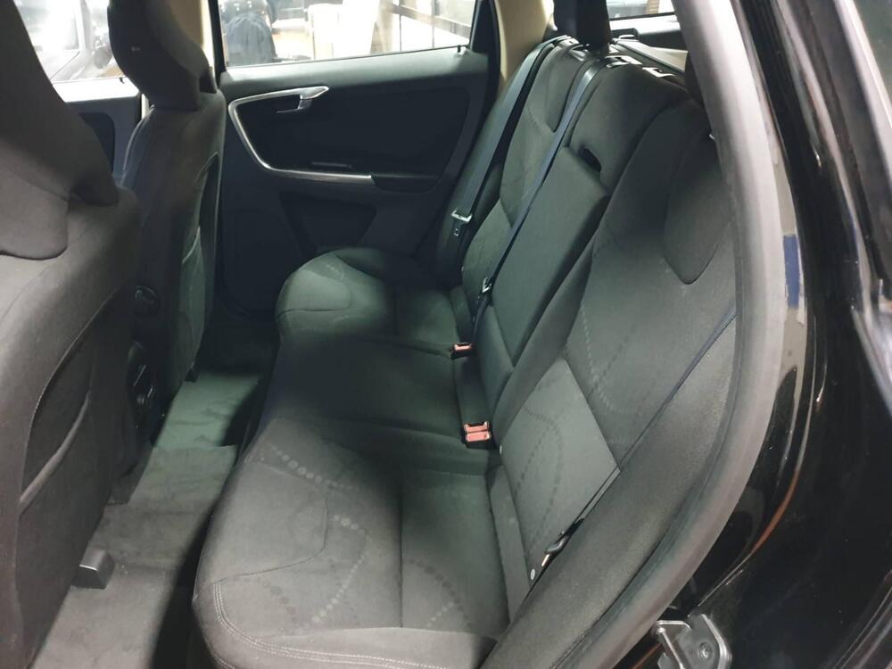 Volvo XC60 usata a Torino (13)