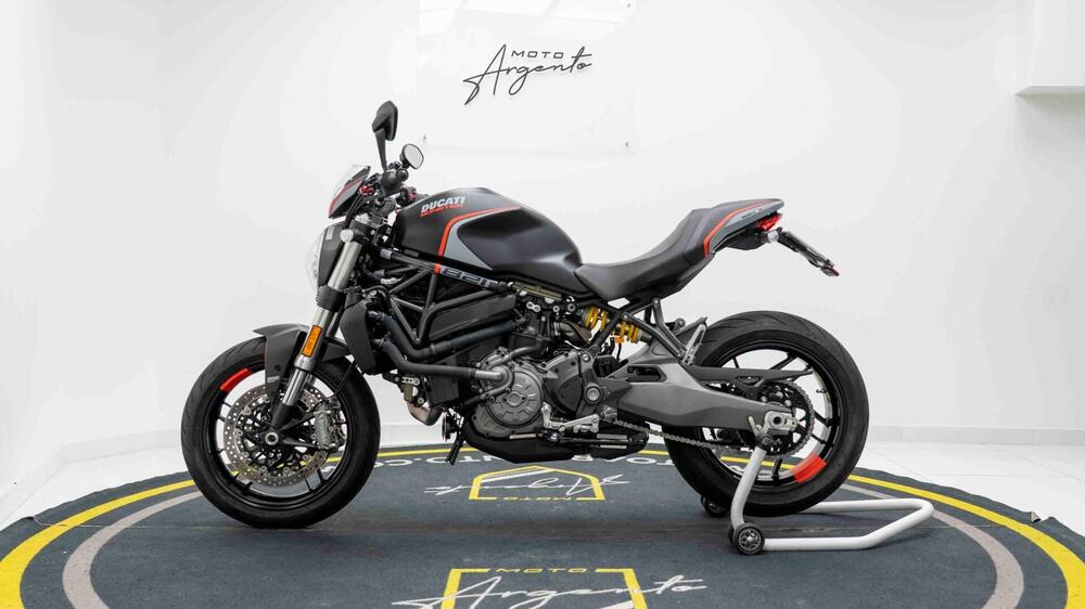 Ducati Monster 821 Stealth (2019 - 20) (6)