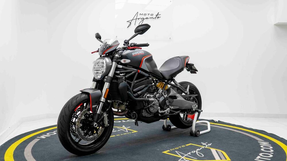 Ducati Monster 821 Stealth (2019 - 20) (7)