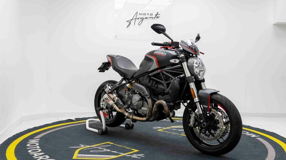 Ducati Monster 821 Stealth (2019 - 20) (9)